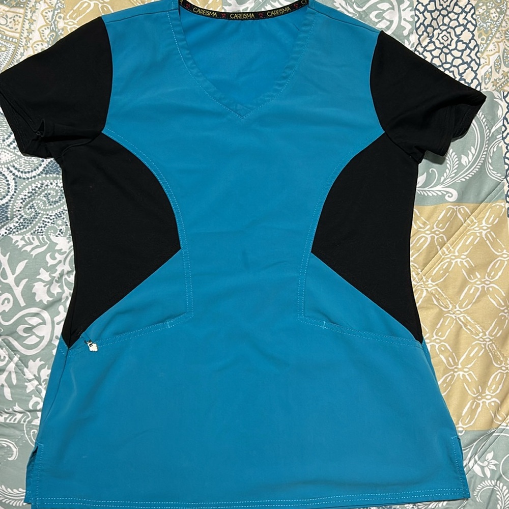 Scrub Top - Picture 2 of 5